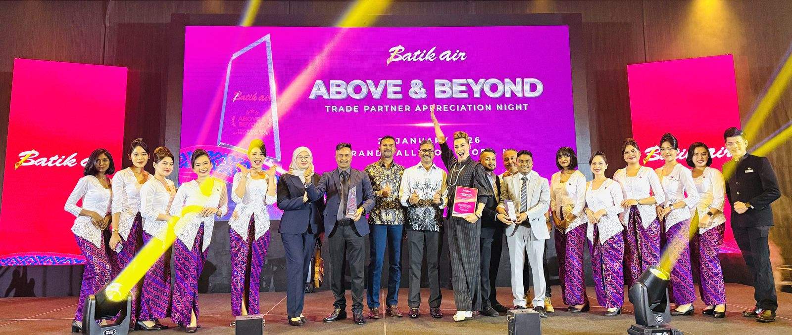 mynztrip team on stage at the Batik Air Above & Beyond Trade Partner Appreciation Night